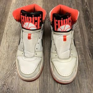 Nike Air Mach Force